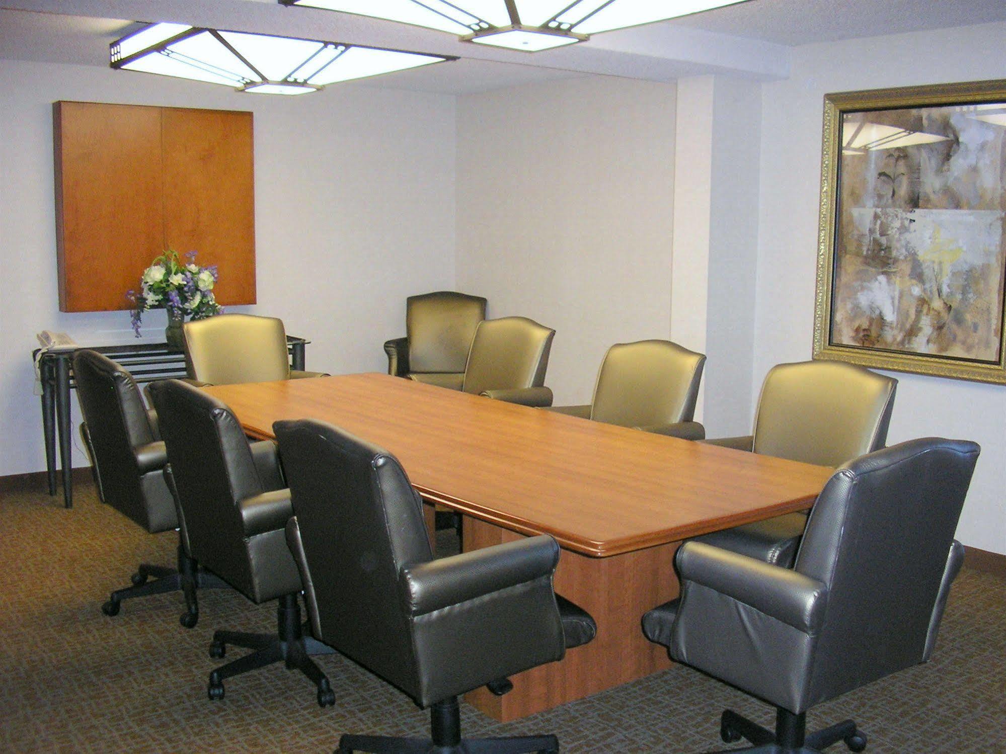 Crowne Plaza Atlanta Ne - Norcross Hotel Екстериор снимка
